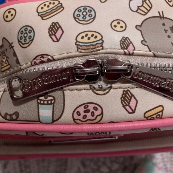 Pusheen Backpack & Matching Wallet - Picture 7 of 9